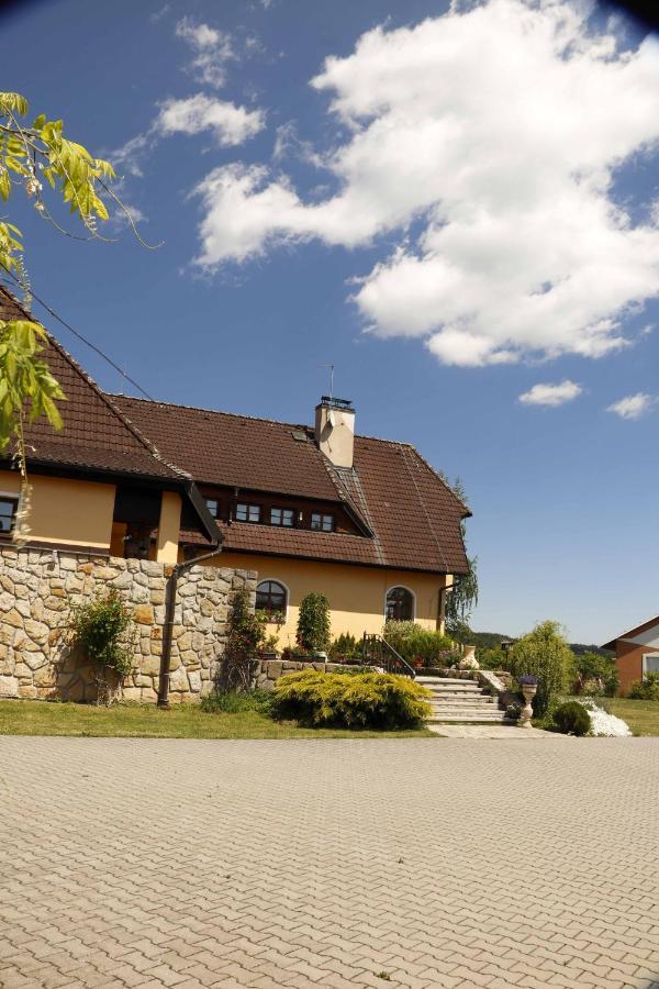 Apartman U Vagnera Двур-Кралове-над-Лабем Экстерьер фото