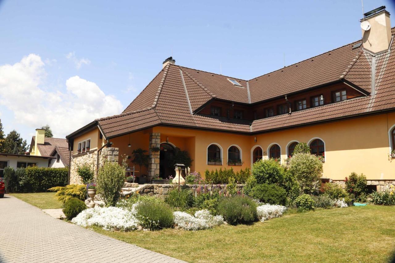 Apartman U Vagnera Двур-Кралове-над-Лабем Экстерьер фото