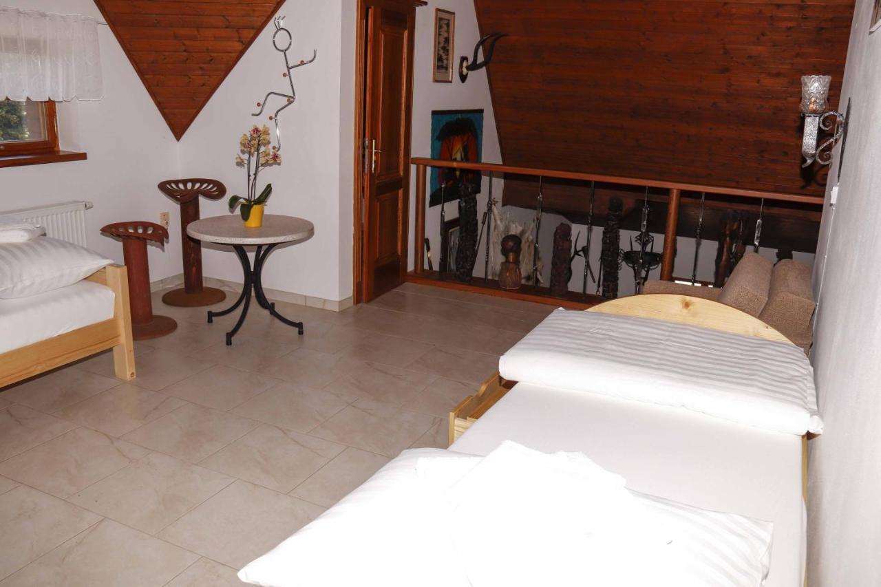 Apartman U Vagnera Двур-Кралове-над-Лабем Экстерьер фото